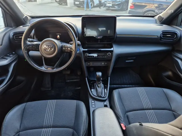 TOYOTA Yaris Cross Executive e-CVT