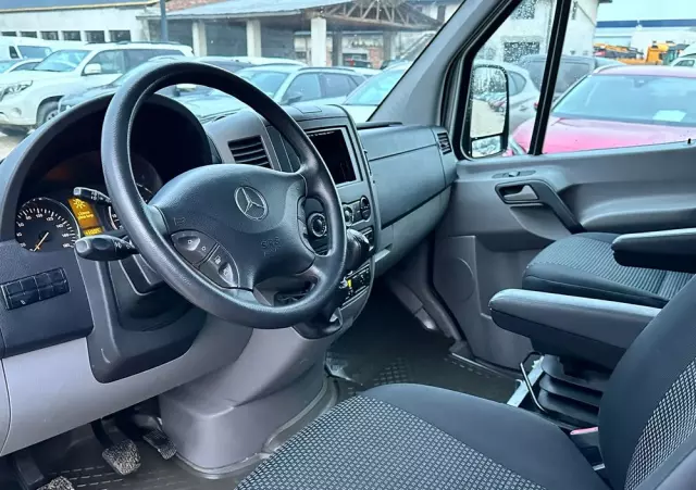 MERCEDES-BENZ SPRINTER 518 CDI 
