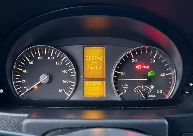 MERCEDES-BENZ SPRINTER 518 CDI 