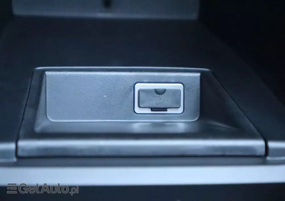 VOLVO V40 Cross Country D2 Drive-E Momentum