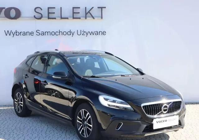 VOLVO V40 Cross Country D2 Drive-E Momentum