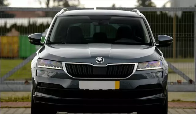 SKODA Karoq 