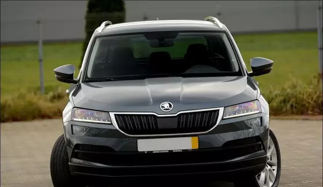 SKODA Karoq 