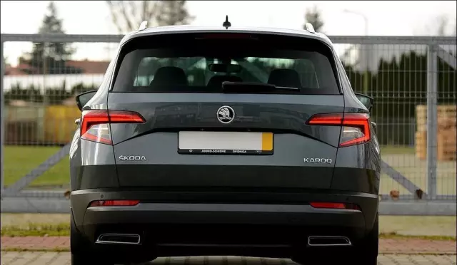 SKODA Karoq 