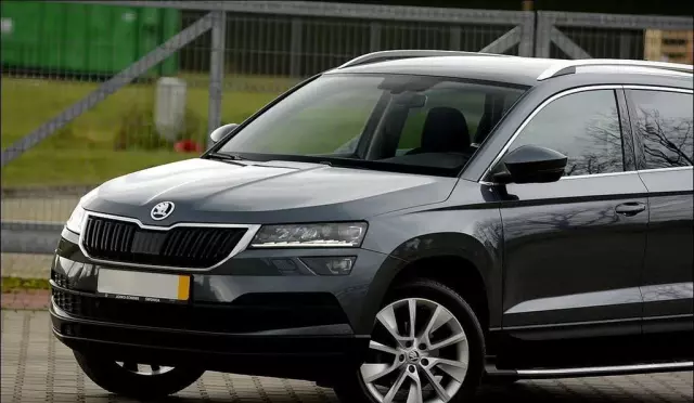 SKODA Karoq 