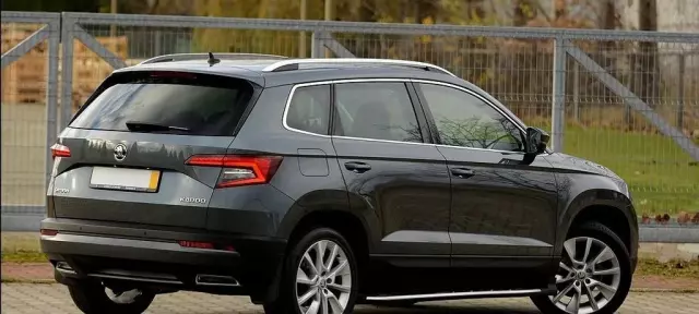 SKODA Karoq 