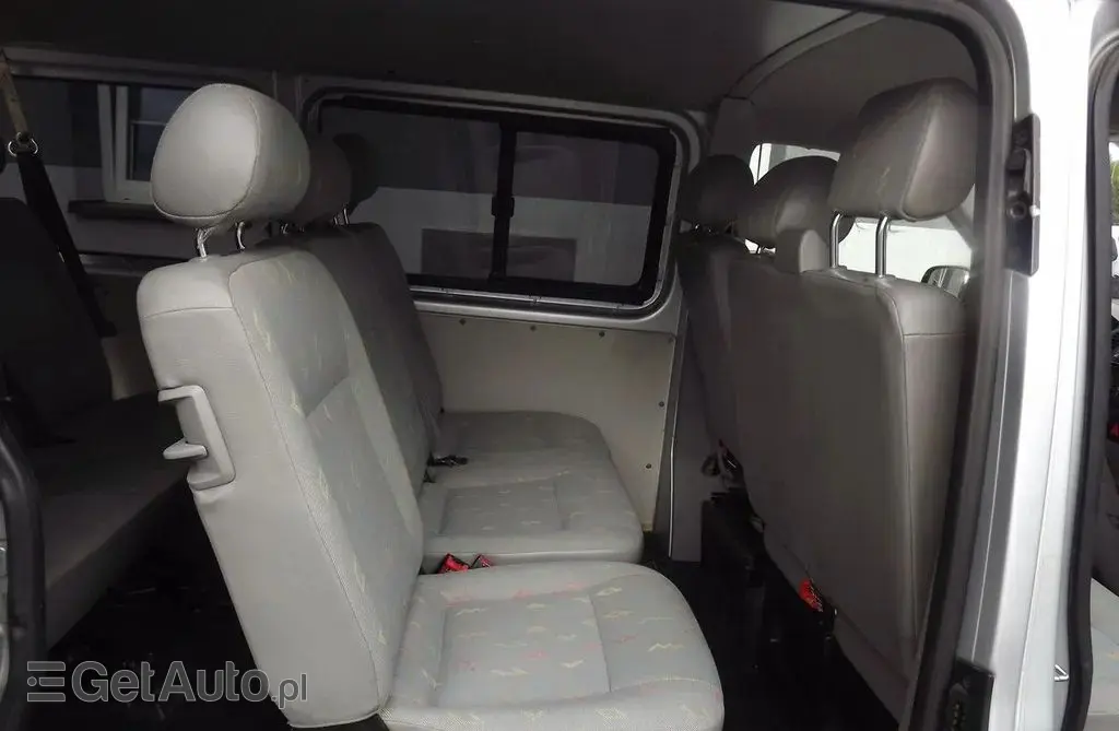 VOLKSWAGEN TRANSPORTER 