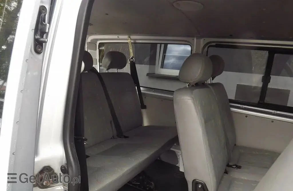 VOLKSWAGEN TRANSPORTER 