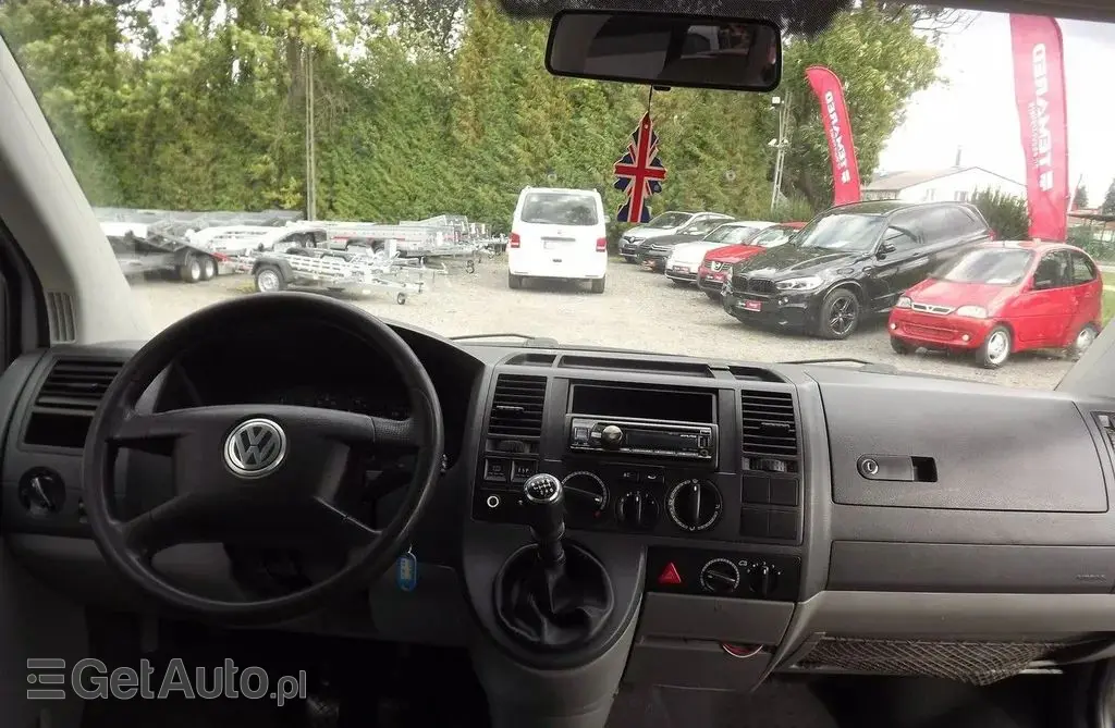 VOLKSWAGEN TRANSPORTER 