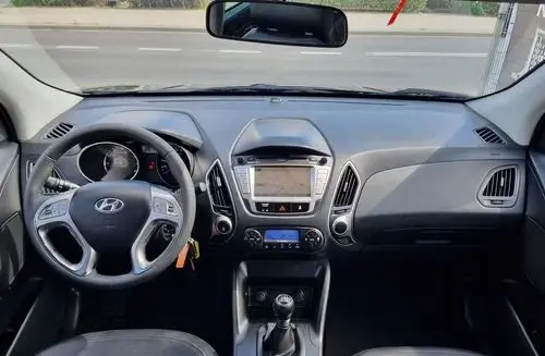 HYUNDAI Ix35 