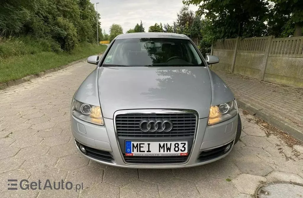 AUDI A6 