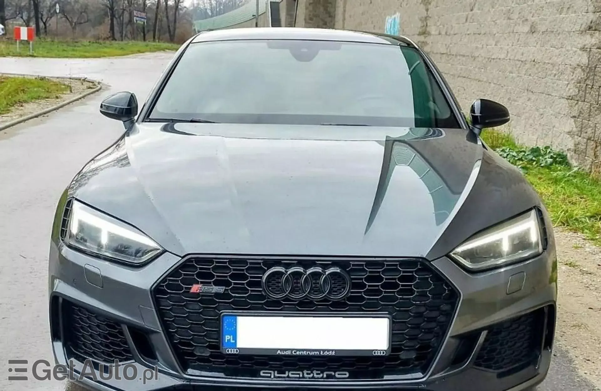 AUDI RS 5 