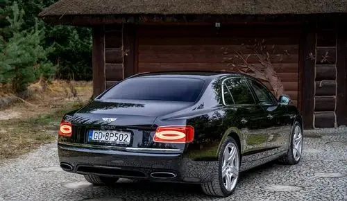 BENTLEY Continental 