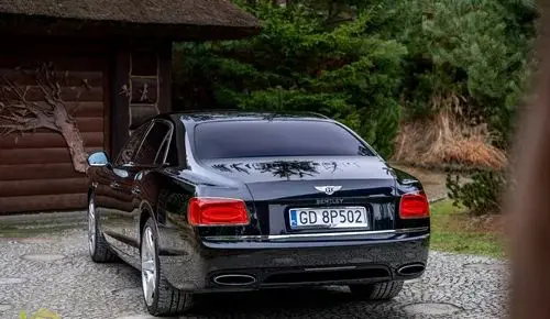 BENTLEY Continental 