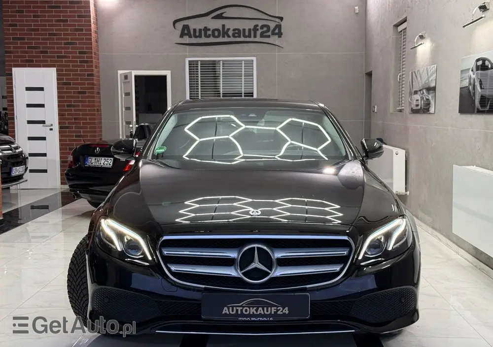 MERCEDES-BENZ Klasa E 