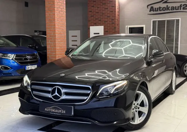 MERCEDES-BENZ Klasa E 