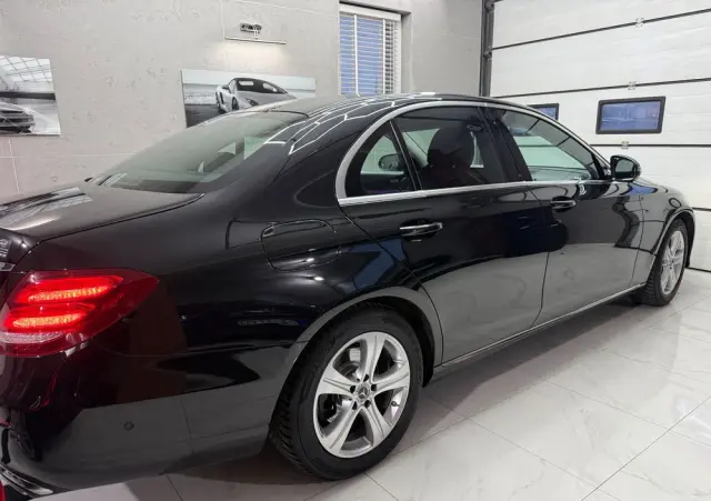MERCEDES-BENZ Klasa E 