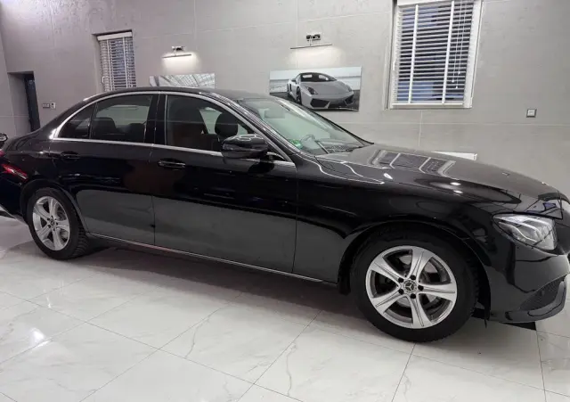 MERCEDES-BENZ Klasa E 