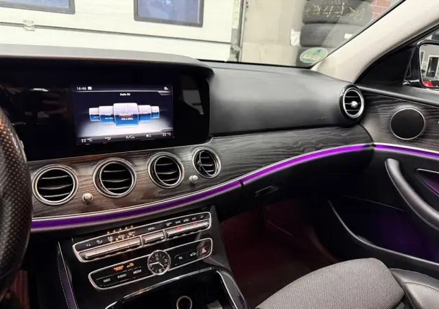 MERCEDES-BENZ Klasa E 
