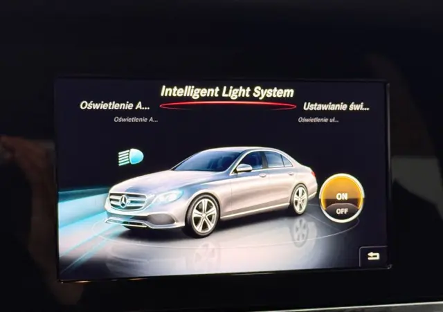 MERCEDES-BENZ Klasa E 