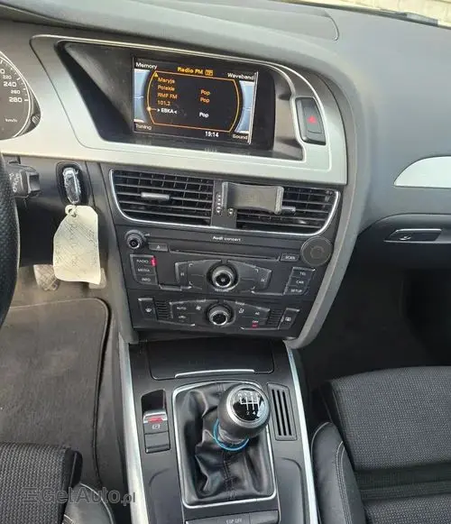 AUDI A4 