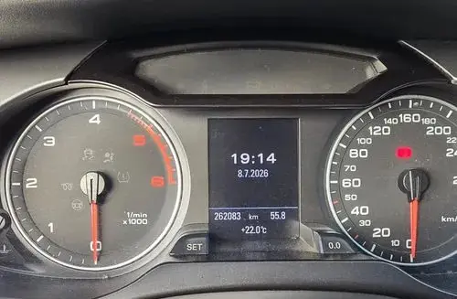 AUDI A4 