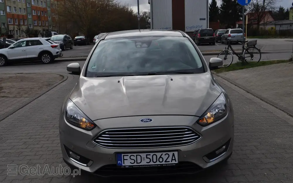 FORD Focus 1.5 EcoBoost Start-Stopp-System Business Edition
