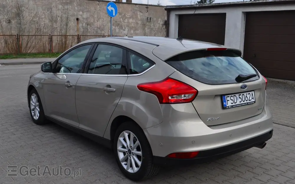FORD Focus 1.5 EcoBoost Start-Stopp-System Business Edition