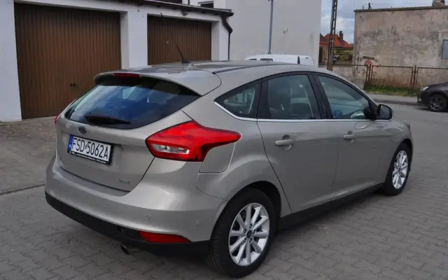 FORD Focus 1.5 EcoBoost Start-Stopp-System Business Edition