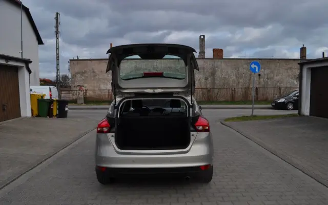 FORD Focus 1.5 EcoBoost Start-Stopp-System Business Edition