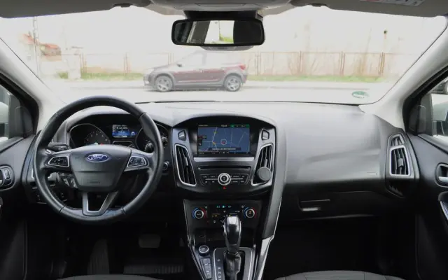 FORD Focus 1.5 EcoBoost Start-Stopp-System Business Edition