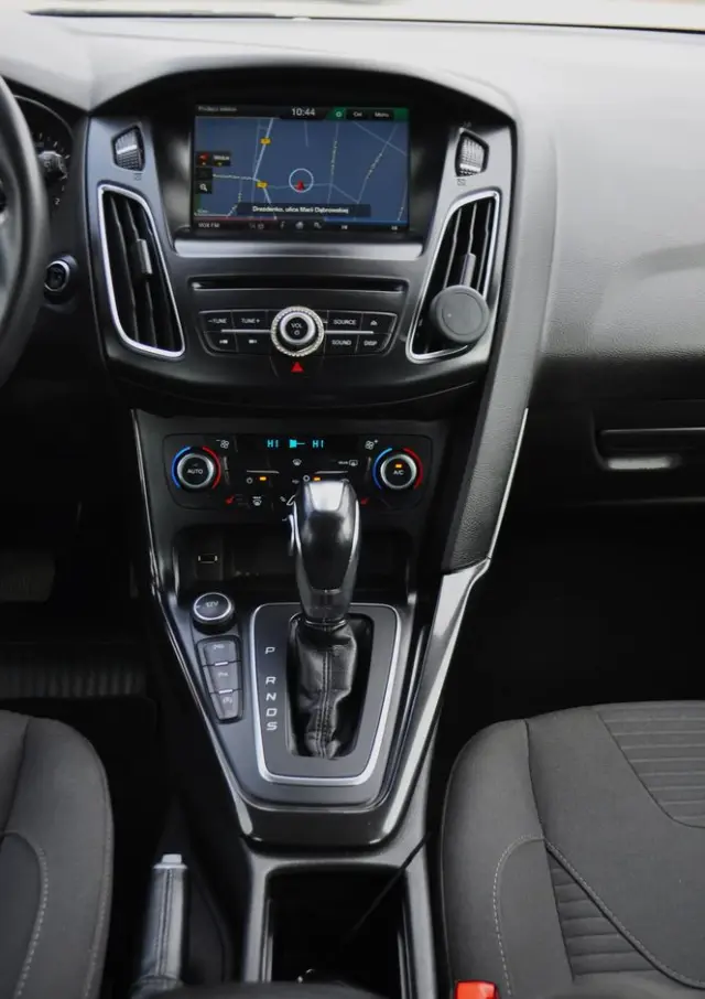 FORD Focus 1.5 EcoBoost Start-Stopp-System Business Edition