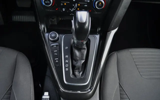 FORD Focus 1.5 EcoBoost Start-Stopp-System Business Edition