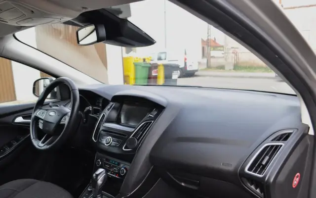 FORD Focus 1.5 EcoBoost Start-Stopp-System Business Edition