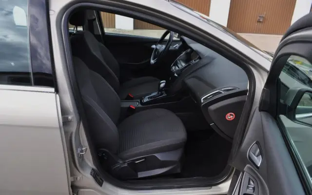 FORD Focus 1.5 EcoBoost Start-Stopp-System Business Edition