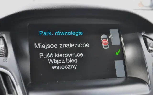 FORD Focus 1.5 EcoBoost Start-Stopp-System Business Edition