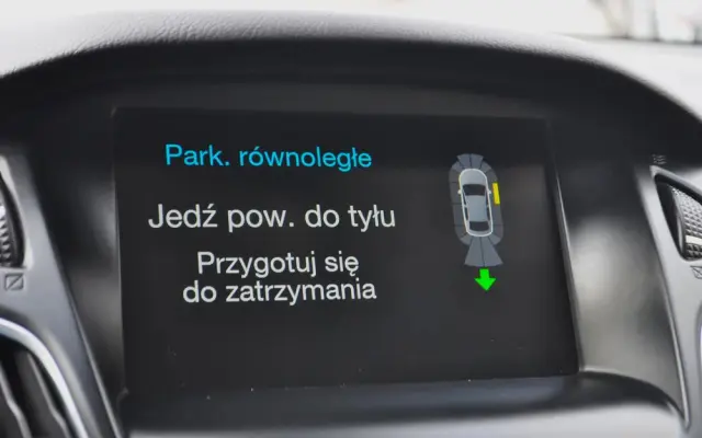 FORD Focus 1.5 EcoBoost Start-Stopp-System Business Edition