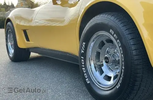 CHEVROLET Corvette 