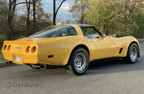 CHEVROLET Corvette 