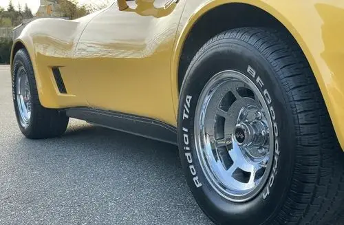 CHEVROLET Corvette 
