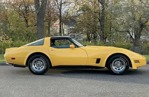 CHEVROLET Corvette 