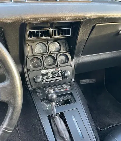 CHEVROLET Corvette 