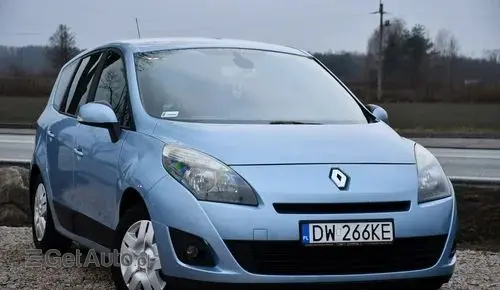 RENAULT Grand Scenic 