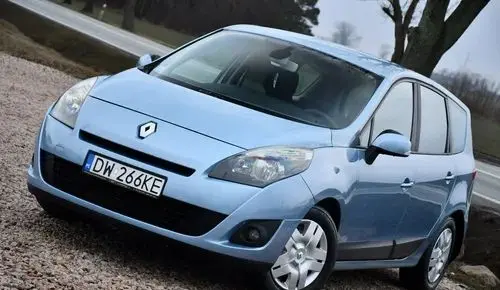 RENAULT Grand Scenic 