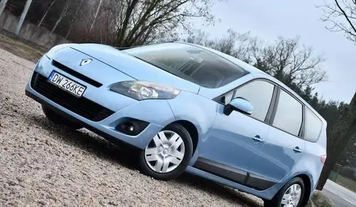 RENAULT Grand Scenic 