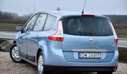 RENAULT Grand Scenic 