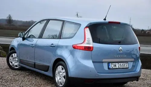 RENAULT Grand Scenic 