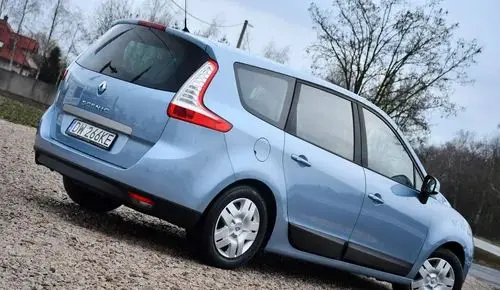 RENAULT Grand Scenic 