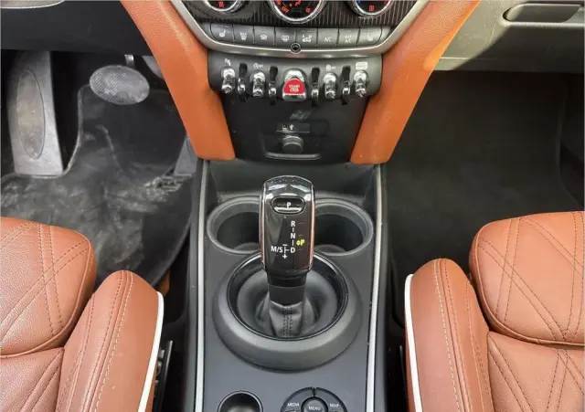 MINI Cooper S Classic Trim