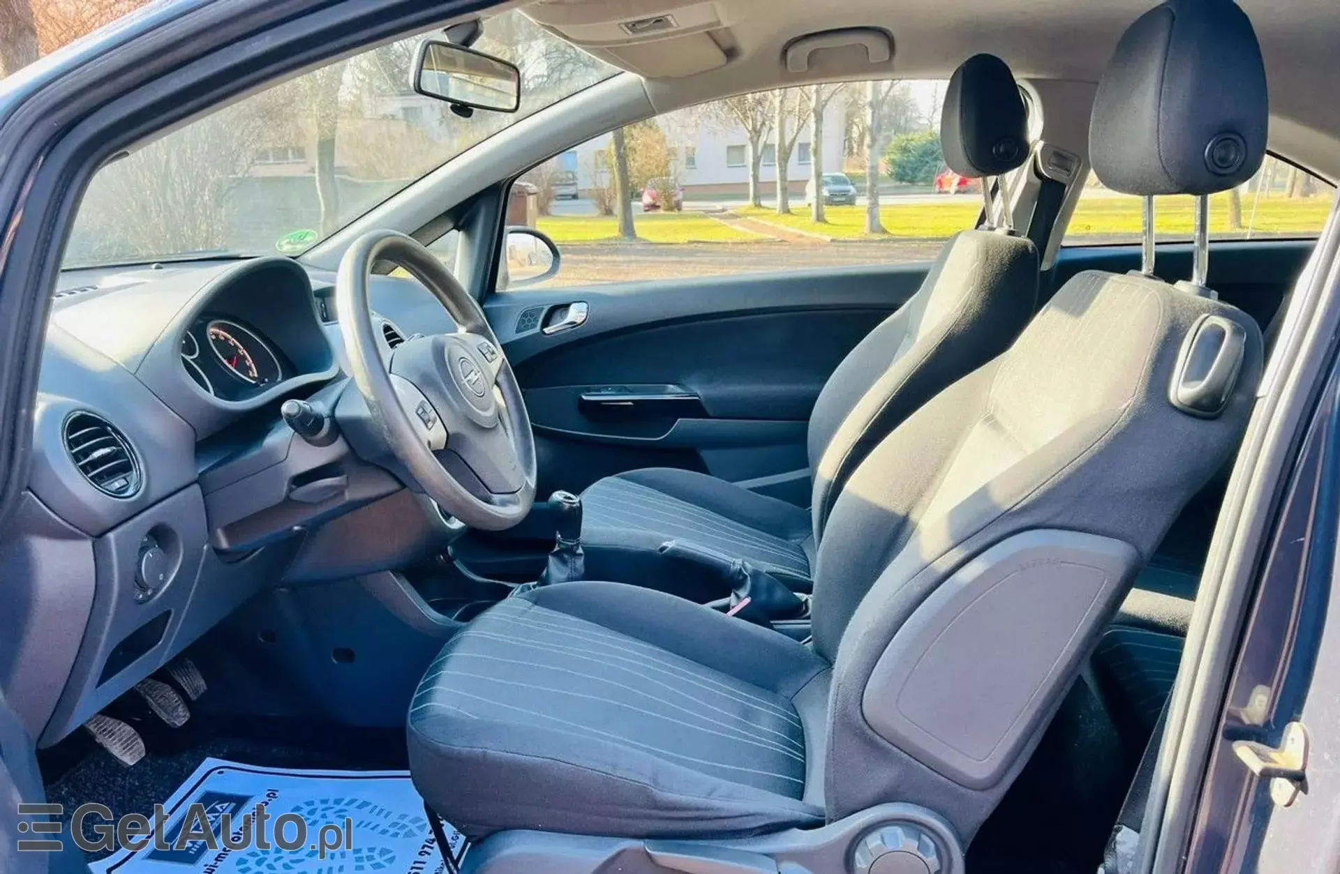 OPEL Corsa 